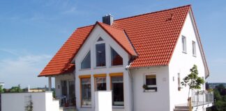Zavítejte do stavebnin Stav-invest a kupte si vše potřebné pro zhotovení střechy